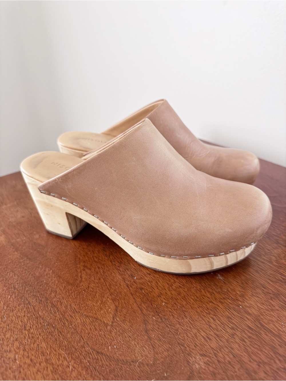 Nisolo Tan Leather Clog Mules with Wood Block Heel